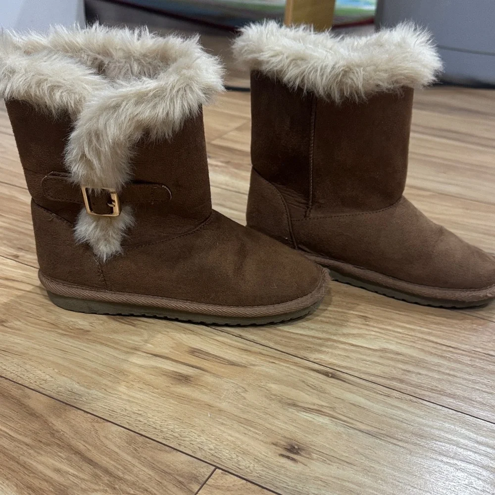 Girls Brown Suede Fur-Lined Boots